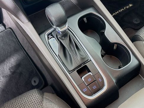 Used 2020 Hyundai Santa Fe SEL image 16