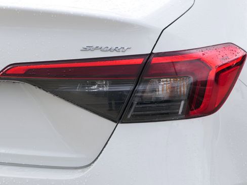 Used 2024 Honda Civic Sport image 5