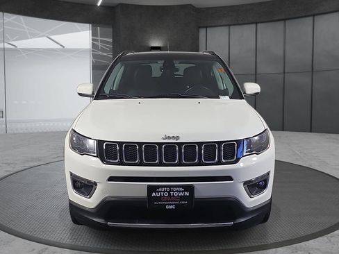 Used 2018 Jeep Compass Limited w/ Navigation Group AWD/4WD image 2