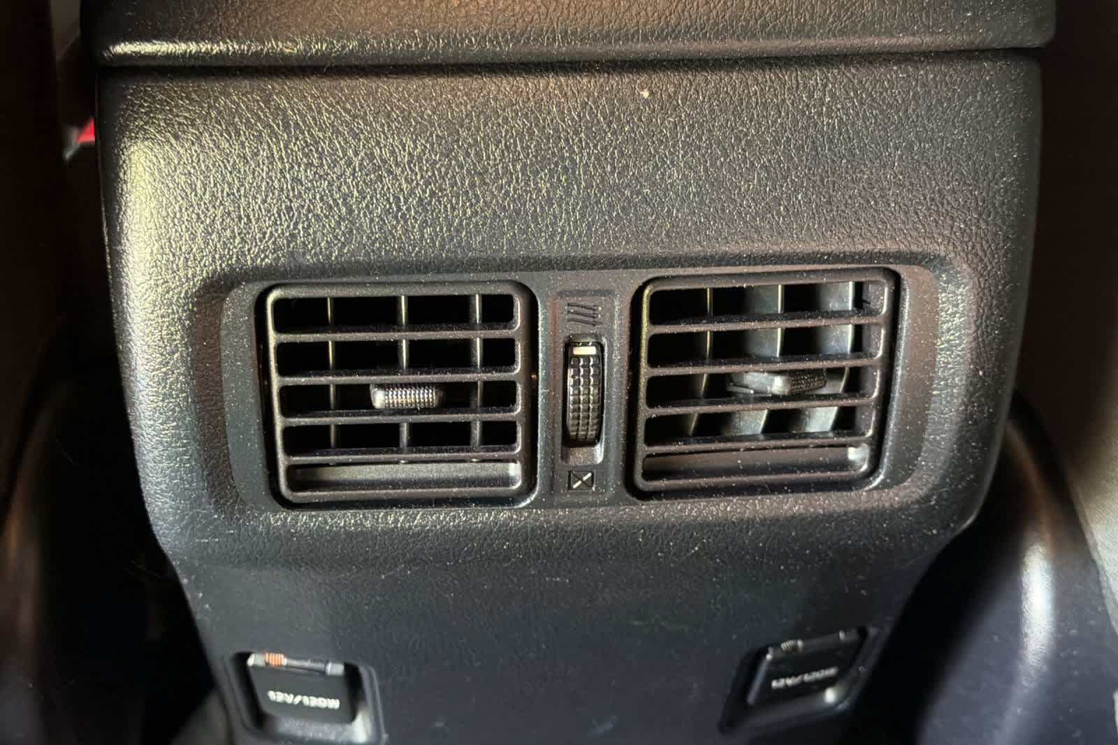 Used 2018 Toyota 4Runner 4WD image 14