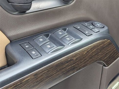 Used 2018 GMC Sierra 1500 Denali image 10