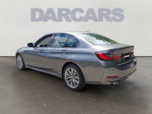 Used 2023 BMW 330i xDrive Sedan w/ Driving Assistance Package AWD/4WD image 5