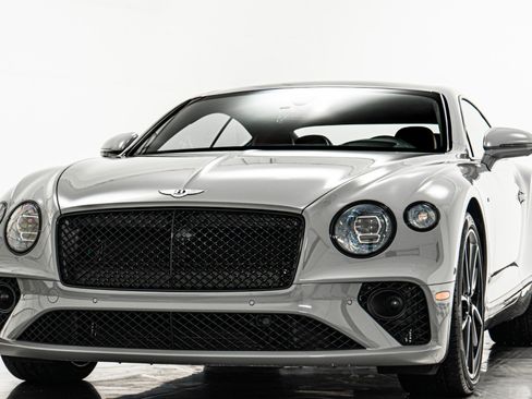 Used 2024 Bentley Continental GT V8 image 5