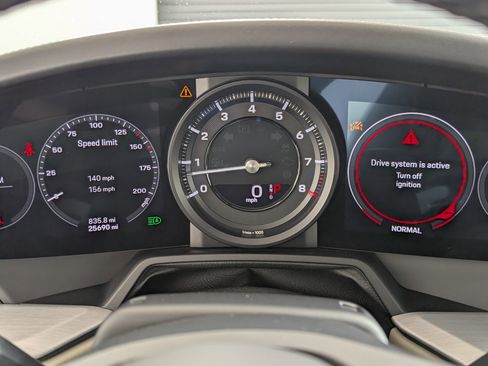 Used 2021 Porsche 911 Carrera image 24