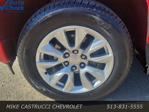 Used 2024 Chevrolet Silverado 1500 Custom AWD/4WD image 9