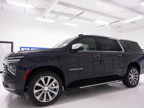 New 2026 Chevrolet Suburban Premier image 12