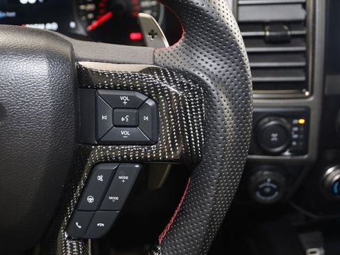 Used 2019 Ford F150 Raptor w/ Equipment Group 802A Luxury AWD/4WD image 37