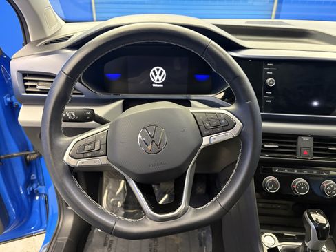 Used 2023 Volkswagen Taos SE image 14