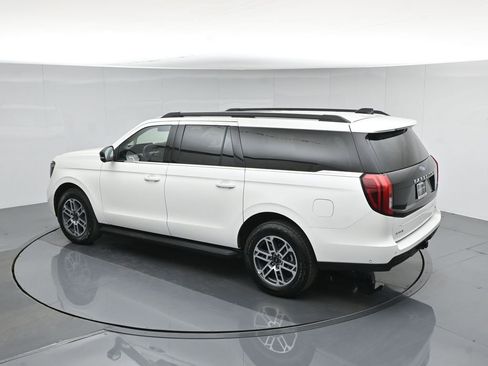 Used 2025 Ford Expedition Max Active image 48