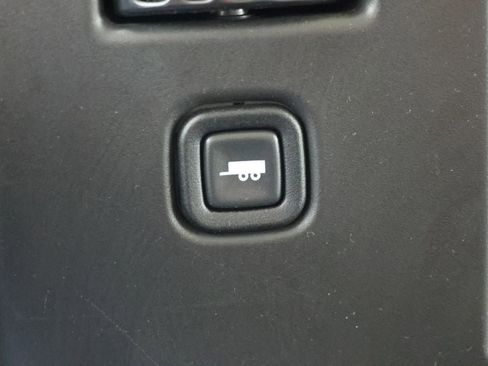 Used 2025 Chevrolet Express 3500 LT w/ LT Preferred Equipment Group image 25