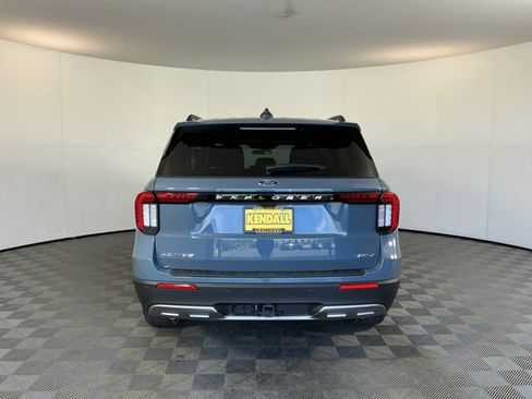 Used 2025 Ford Explorer Active w/ Active Comfort Package AWD/4WD image 6