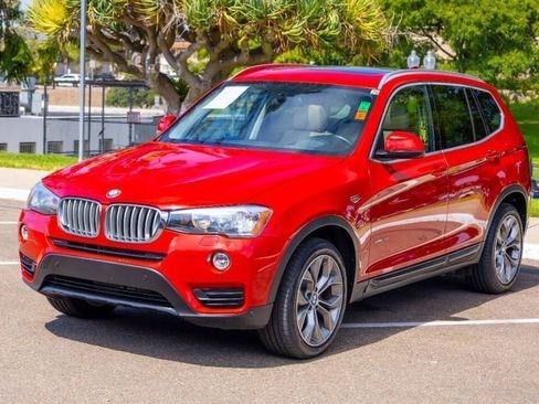 Used 2016 BMW X3 xDrive28i image 3