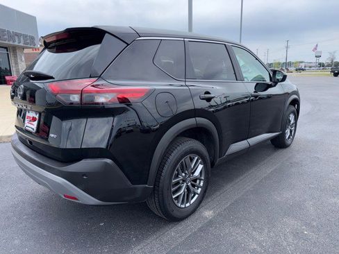 Used 2023 Nissan Rogue S AWD/4WD image 9