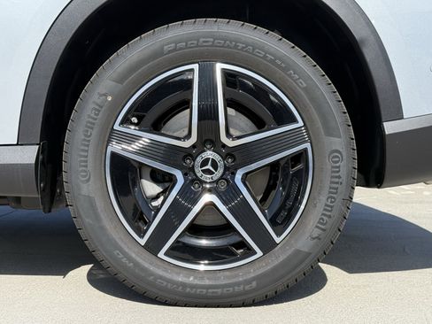 New 2026 Mercedes-Benz GLC 300 GLC 300 image 13