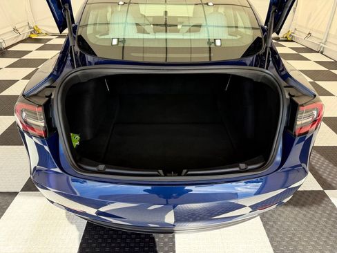 Used 2020 Tesla Model 3 Long Range AWD/4WD image 4