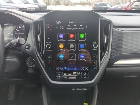 Used 2025 Subaru Forester Premium AWD/4WD image 24