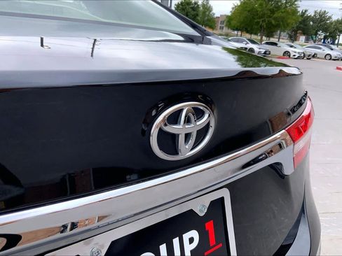 Used 2014 Toyota Avalon XLE Touring FWD image 31