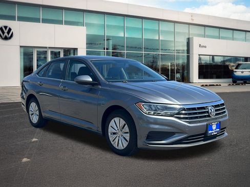 Used 2019 Volkswagen Jetta S FWD image 3