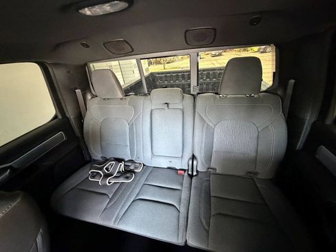 Used 2023 RAM 1500 Big Horn AWD/4WD image 19