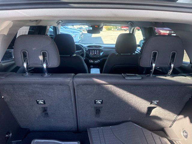 Used 2023 Chevrolet TrailBlazer LT w/ Convenience Package FWD image 24