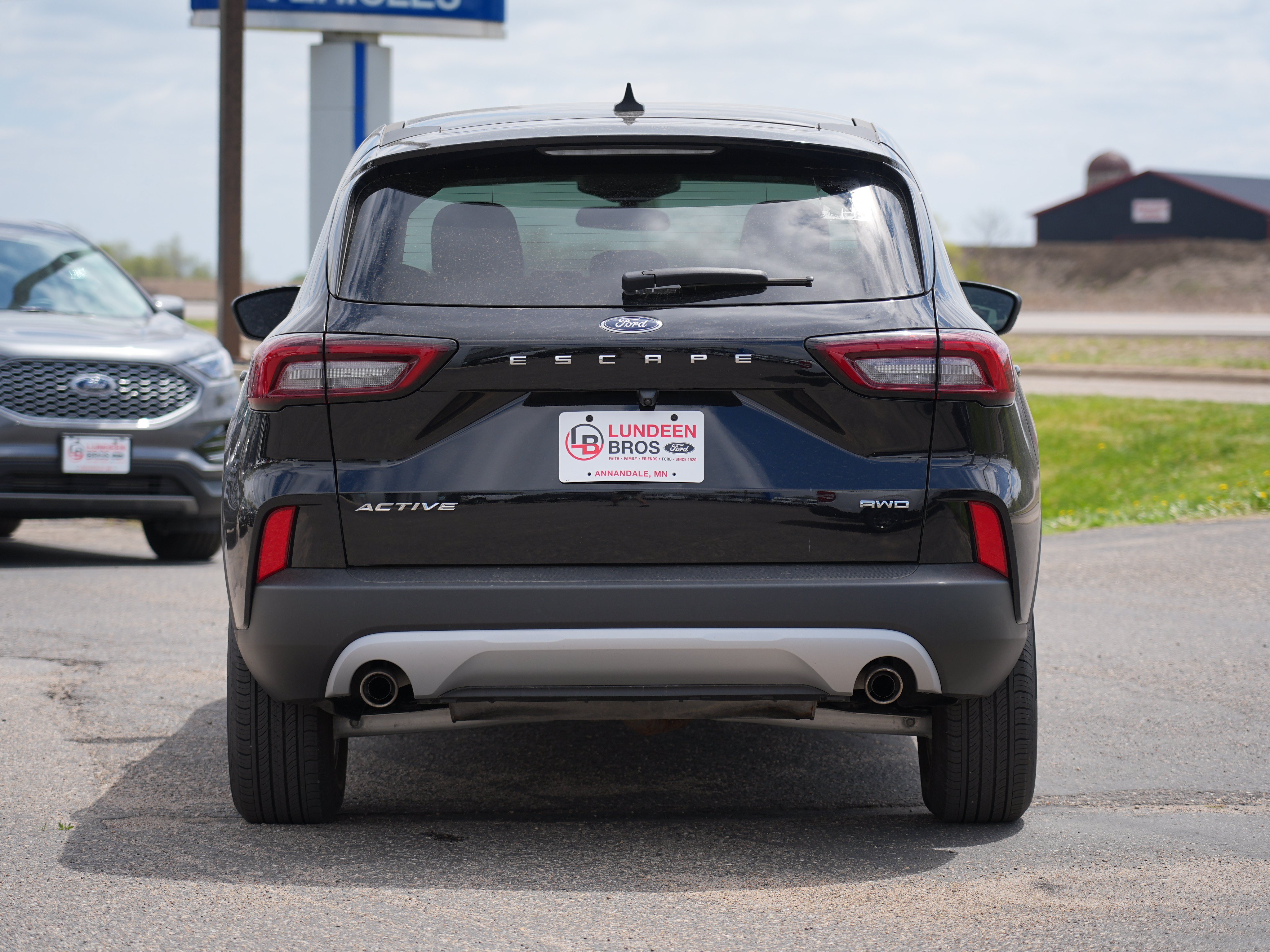 Used 2024 Ford Escape Active AWD/4WD image 4