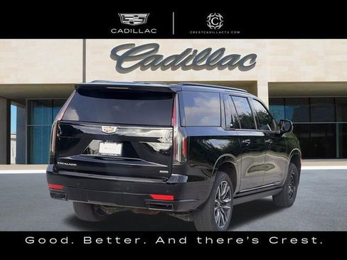 Used 2023 Cadillac Escalade ESV Sport Platinum w/ LPO, Floor Liner Package AWD/4WD image 3