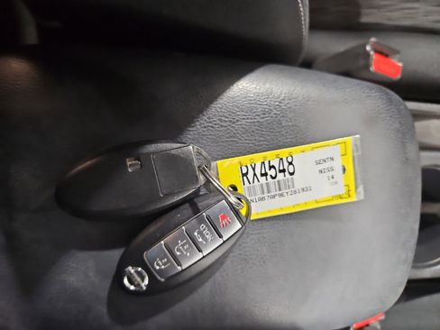 Used 2014 Nissan Sentra SV w/ SV Driver Package image 27