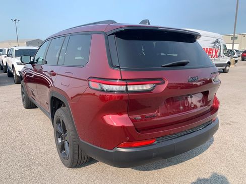 Used 2021 Jeep Grand Cherokee L Laredo AWD/4WD image 5