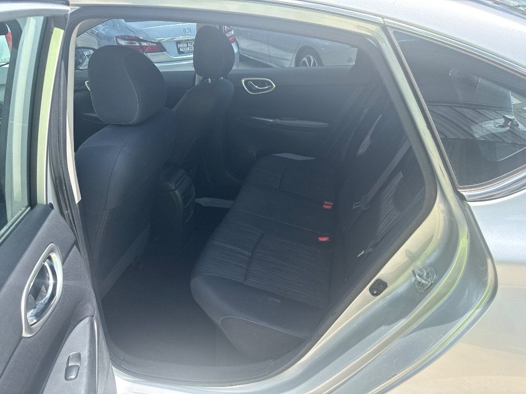 Used 2017 Nissan Sentra SV FWD image 12