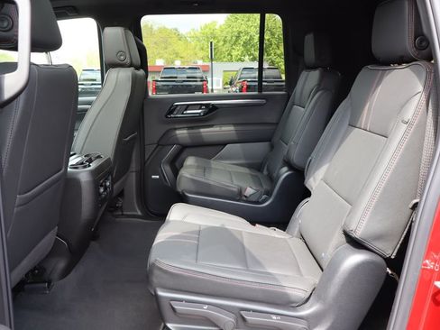 New 2026 Chevrolet Suburban RST AWD/4WD image 26