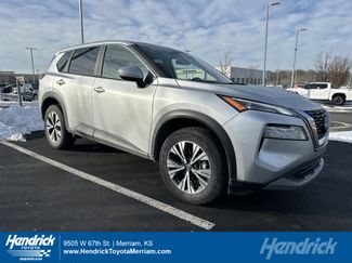 Used 2023 Nissan Rogue SV video 1