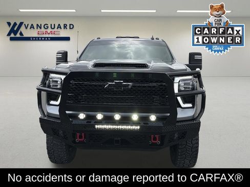 Used 2025 Chevrolet Silverado 2500 LT w/ Trail Boss Package image 2