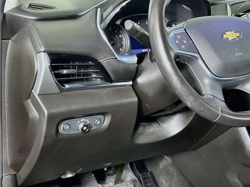 Used 2021 Chevrolet Traverse LT w/ LPO, Floor Liner Package AWD/4WD image 12