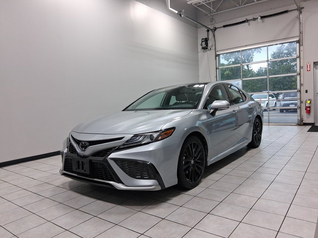 Used 2024 Toyota Camry XSE w/ Navigation Package FWD image 6