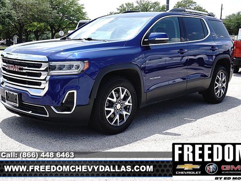 Used 2023 GMC Acadia SLT w/ Preferred Package image 3