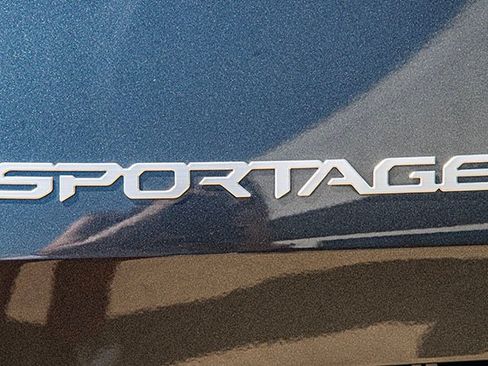 Used 2025 Kia Sportage SX Prestige AWD/4WD image 18