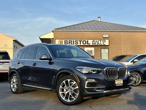 Used 2020 BMW X5 xDrive40i w/ Premium Package image 4