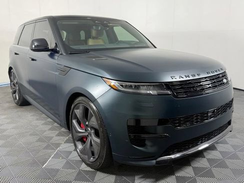 Used 2025 Land Rover Range Rover Sport Autobiography AWD/4WD image 10