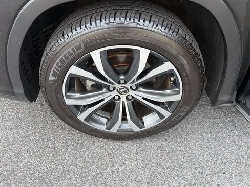 Used 2019 Lexus RX 350L FWD image 39