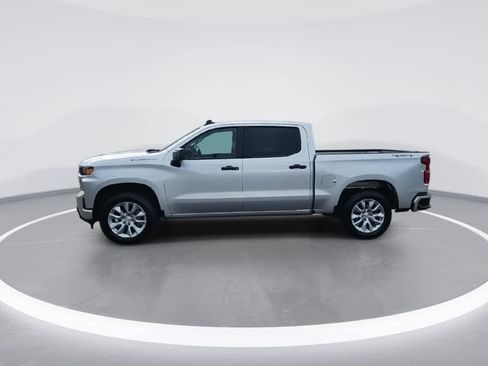 Used 2020 Chevrolet Silverado 1500 Custom w/ Custom Value Package AWD/4WD image 5
