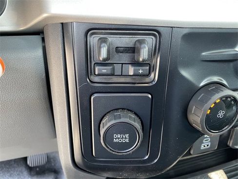 New 2025 Ford F550 2WD Regular Cab Super Duty image 19