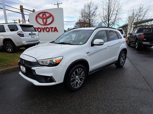 Used 2016 Mitsubishi Outlander Sport SEL image 2
