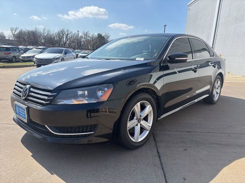 Used 2013 Volkswagen Passat 2.5 SE image 3