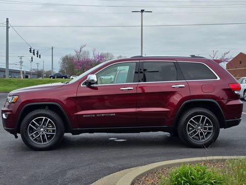 Used 2018 Jeep Grand Cherokee Limited w/ Trailer Tow Group IV image 8