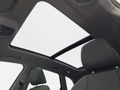 New 2025 Audi Q5 2.0T Premium image 30