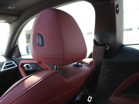 Certified 2025 BMW 230i Coupe w/ Convenience Package image 34