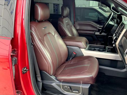 Used 2017 Ford F250 Platinum w/ Platinum Ultimate Package image 9