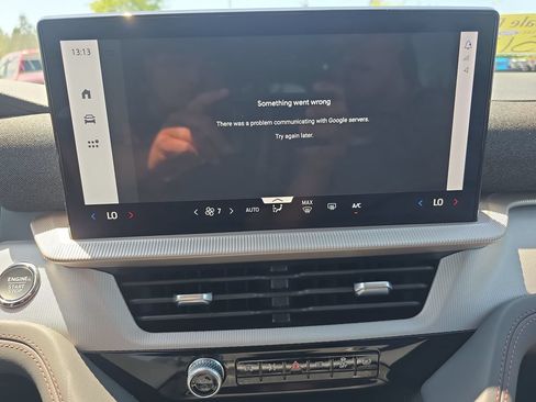 Certified 2026 Ford Explorer Active AWD/4WD image 24