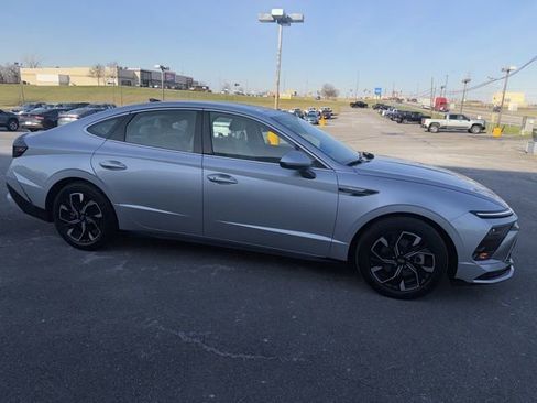 Used 2025 Hyundai Sonata SEL image 8