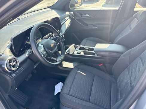 Used 2026 Chevrolet Equinox LT AWD/4WD image 15